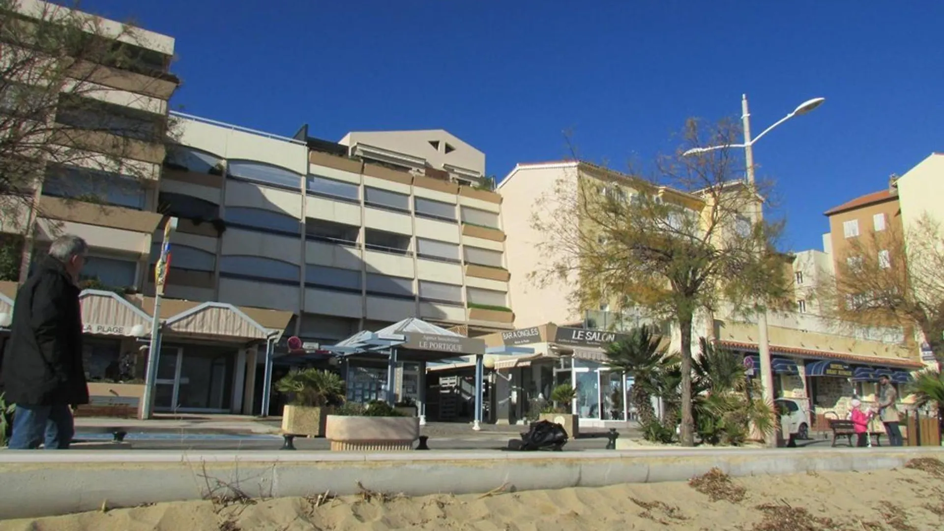 Studio Face Mer Avec Clim, Wifi, Parking Prive, Terrasse Ensoleillee - Fr-1-803-50 Le Lavandou Γαλλία